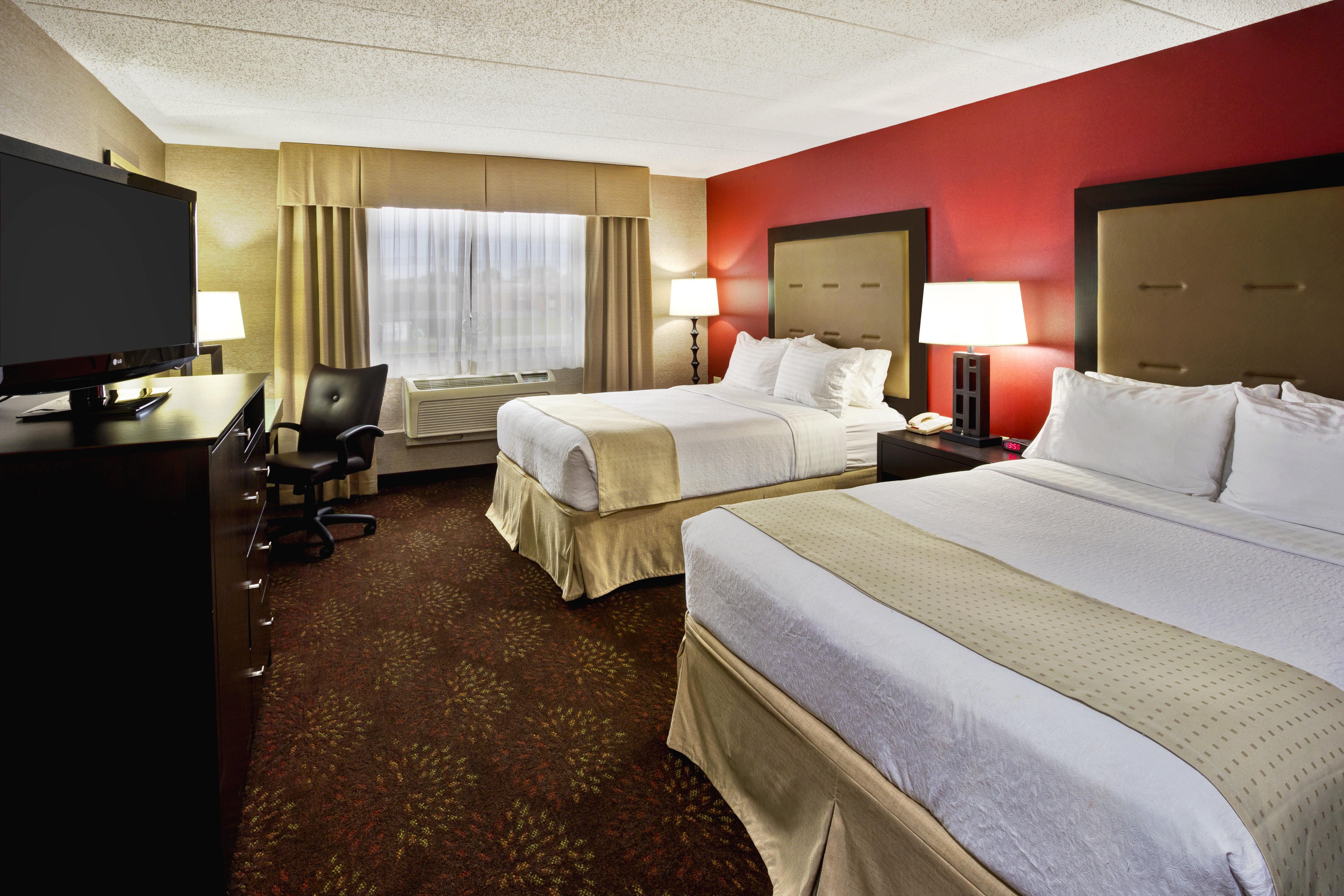 Holiday Inn Hotel & Suites Chicago Northwest - Elgin By Ihg Exterior photo