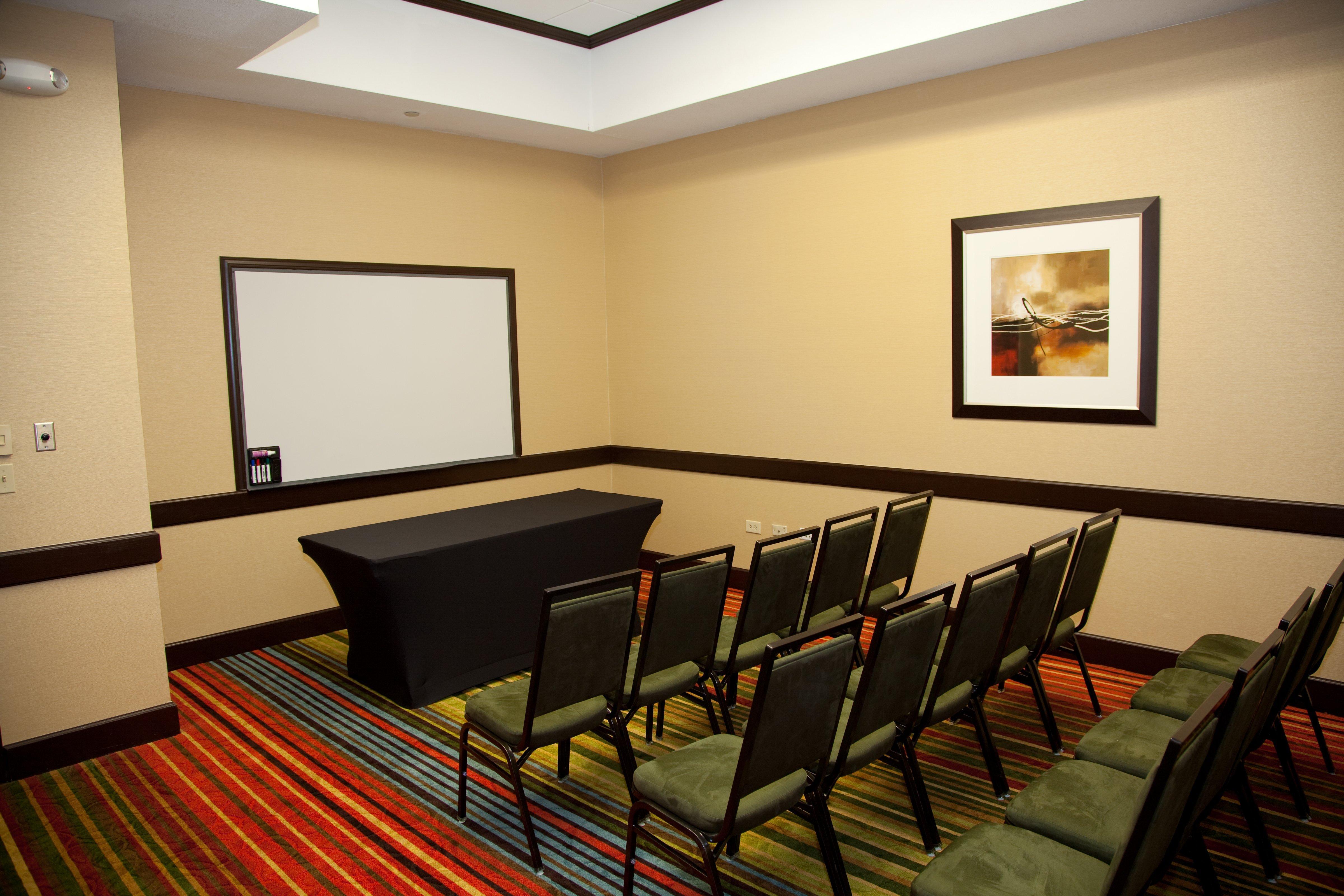 Holiday Inn Hotel & Suites Chicago Northwest - Elgin By Ihg Exterior photo