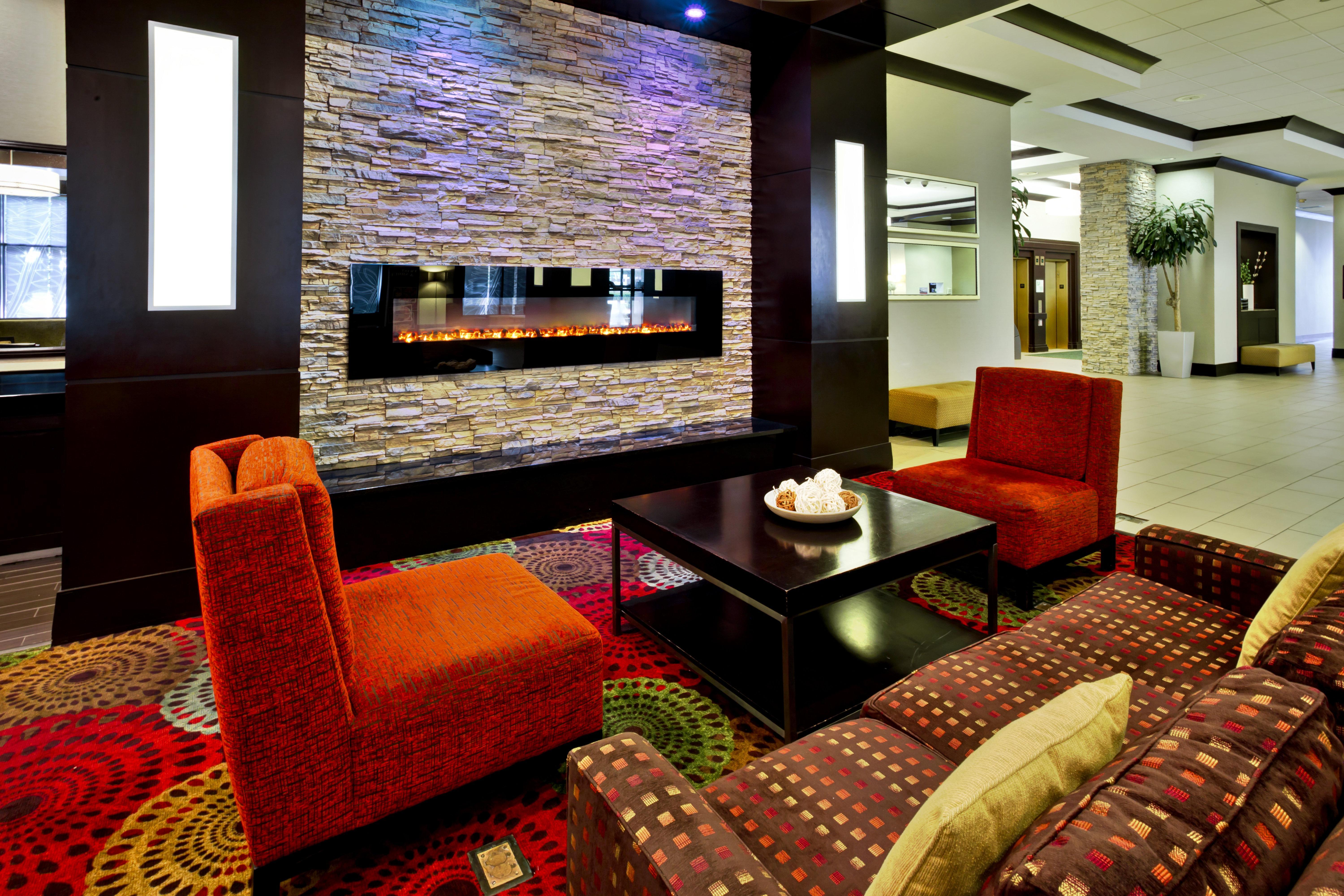 Holiday Inn Hotel & Suites Chicago Northwest - Elgin By Ihg Exterior photo