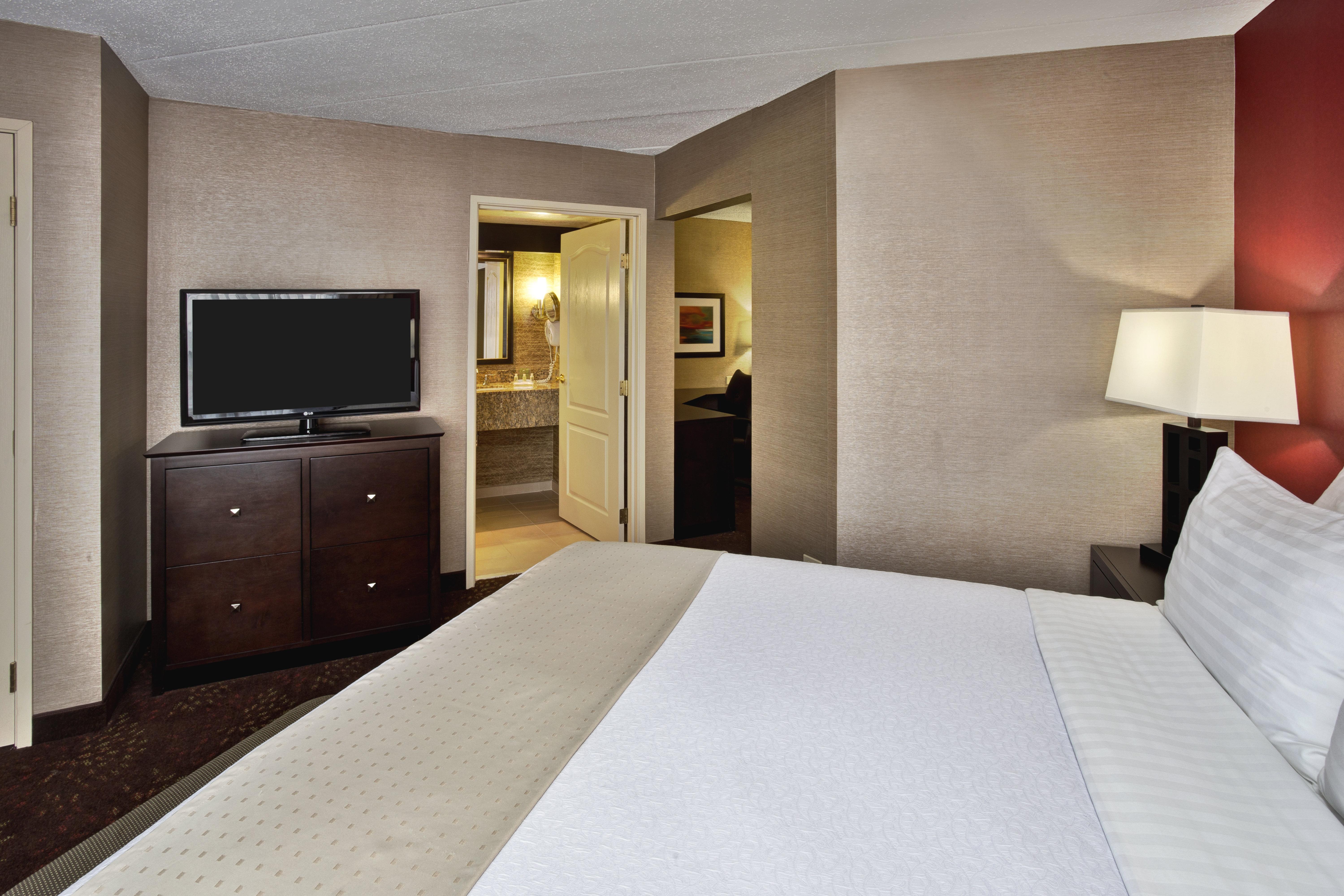 Holiday Inn Hotel & Suites Chicago Northwest - Elgin By Ihg Exterior photo