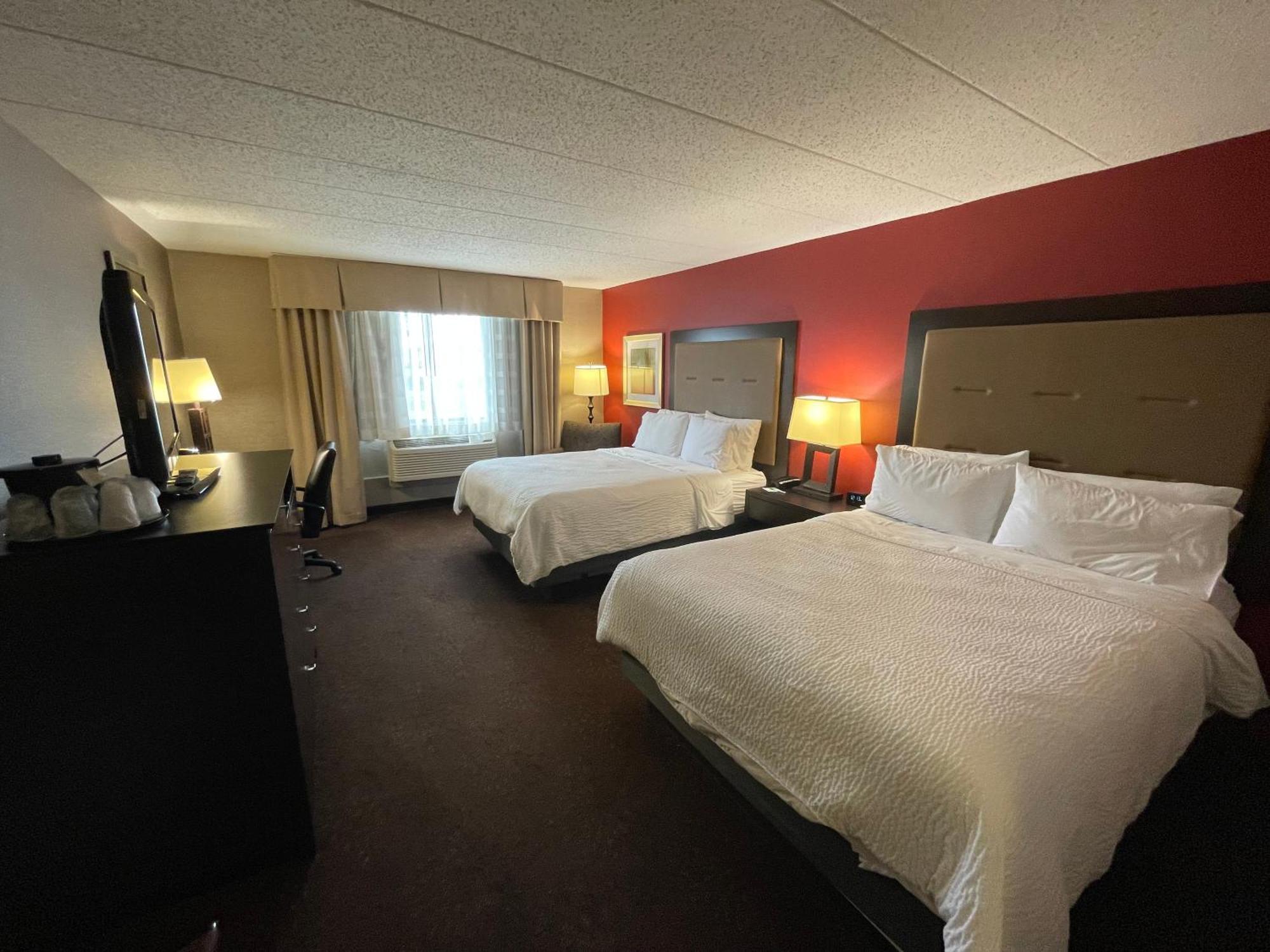Holiday Inn Hotel & Suites Chicago Northwest - Elgin By Ihg Exterior photo